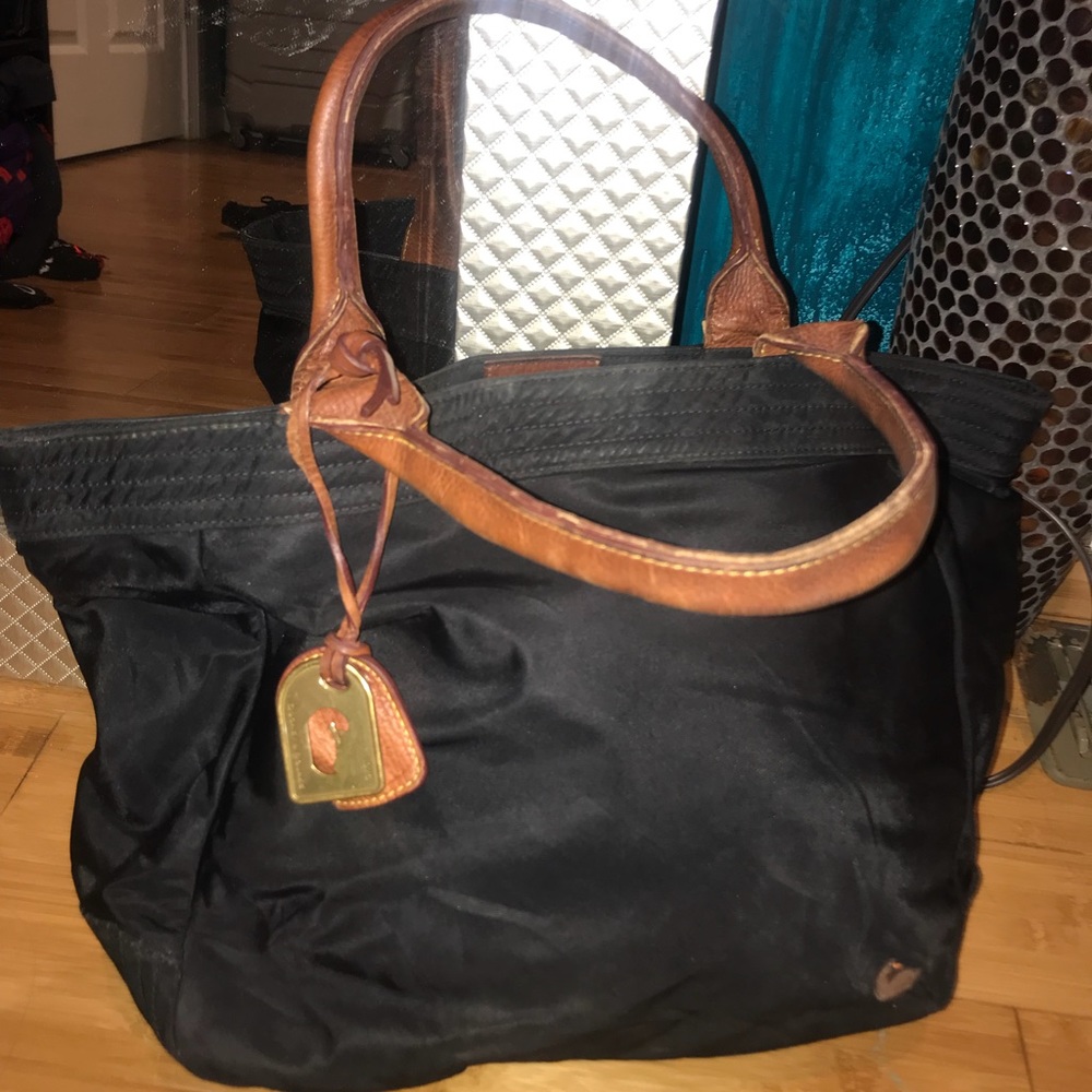 Dooney and Bourke Shoulder Bag